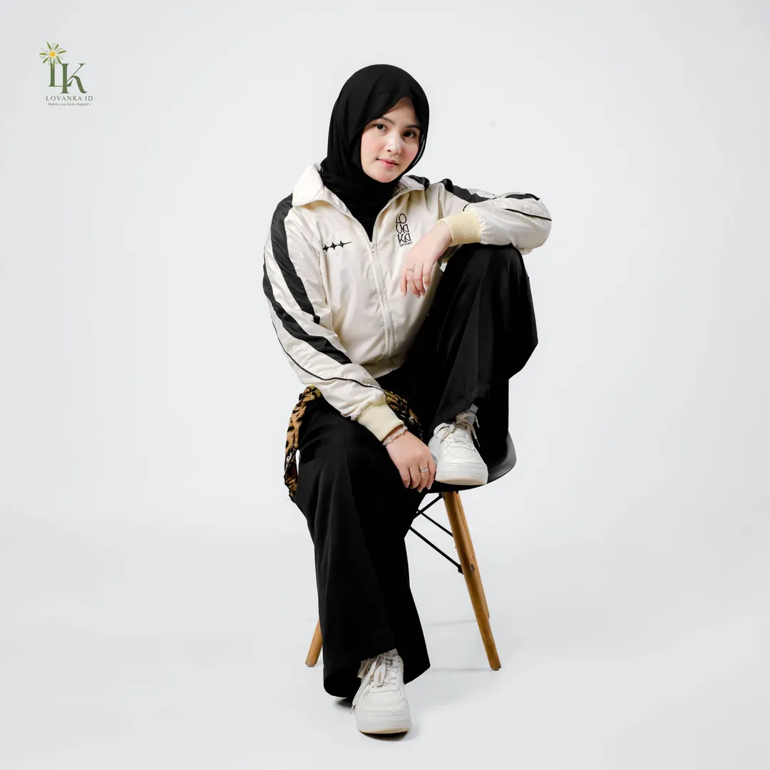Lovanka Jaket Tracktop Boxy Dewasa Kekinian Waterproof Bahan Premium